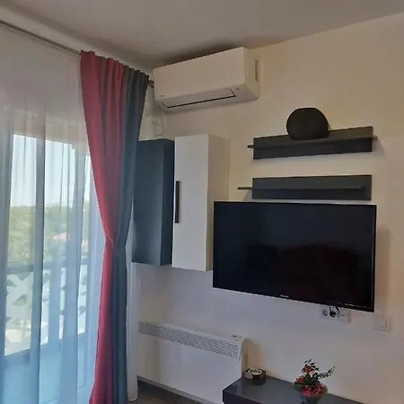 Garsoniera Carmina Techirghiol